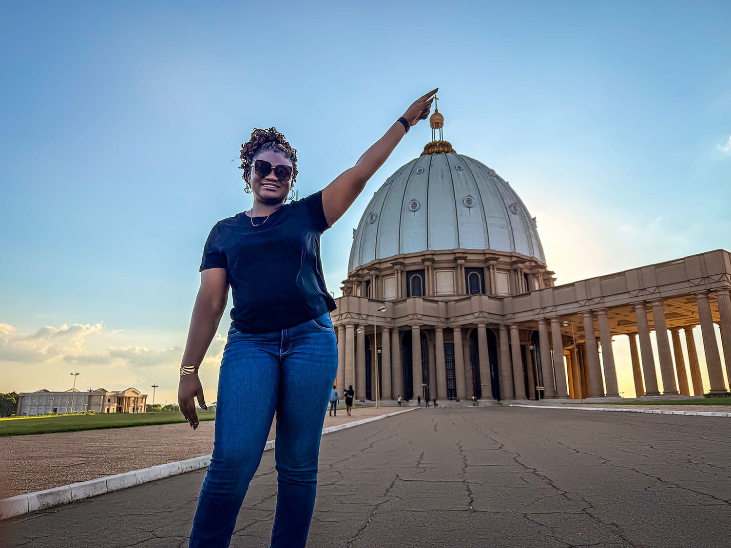 Visiter Yamoussoukro en Côte d’Ivoire les sites touristiques et activités incontournables